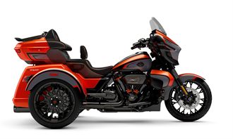 CVO™ Street Glide™ 3 Limited image